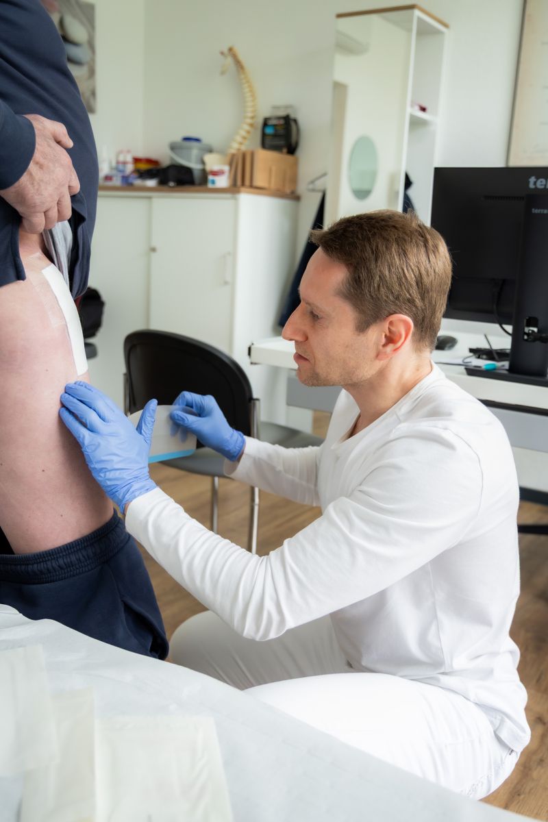 images/media/balance-aschaffenburg-arzt06.jpg#joomlaImage://local-images/media/balance-aschaffenburg-arzt06.jpg?width=1333&height=2000