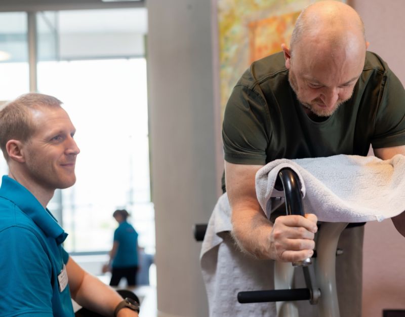 Krankengymnastik am Gerät bei Balance Aschaffenburg im Rehazentrum in Nilkheim